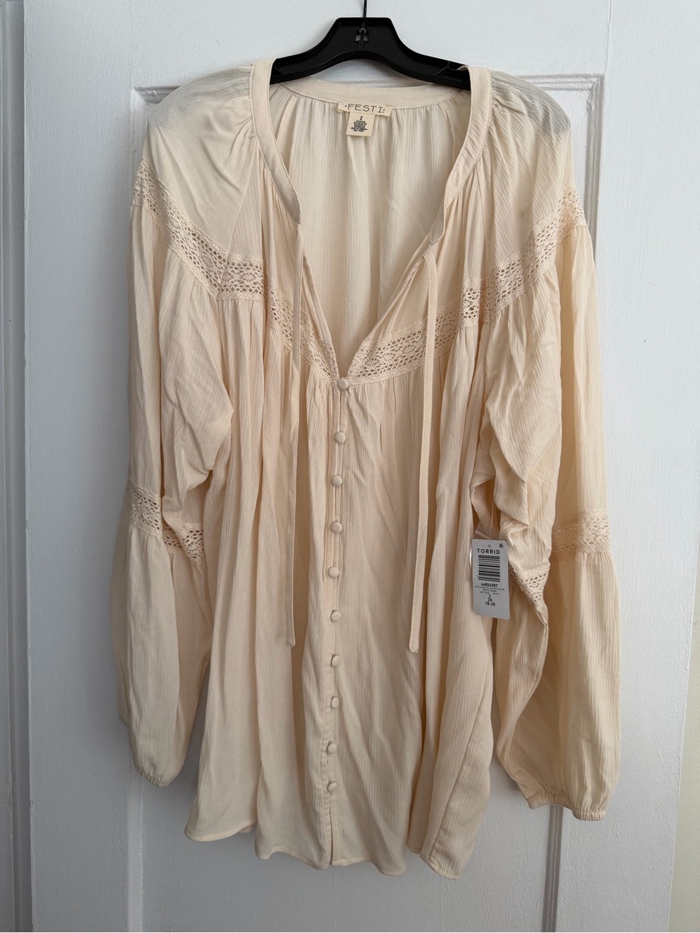 torrid Cream Button-Front Peasant Blouse